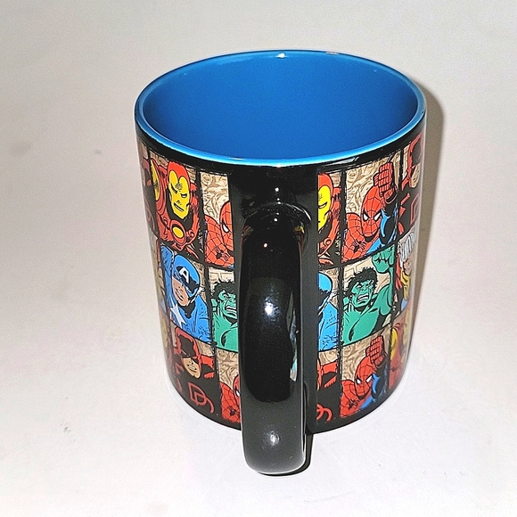 Aazon.co | Silver Buffalo DC Coics Black Ada Ceraic Caper Ug, 20 - View #11